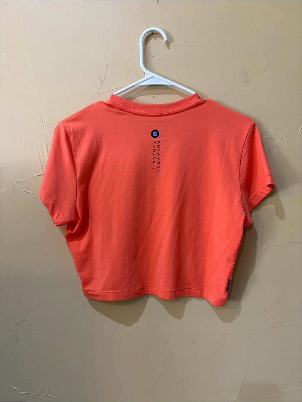 NWT Nike Women’s Coral Cropped Crew Tee